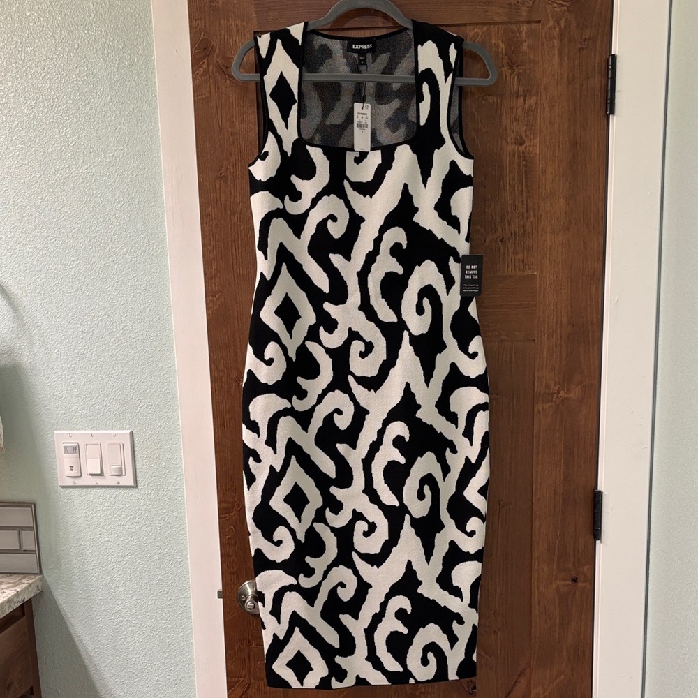 Express Black and White Swirl Midi Dress